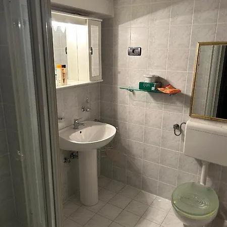 Panoramic Seaview Apartment, Renovated With New Aircons *