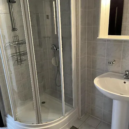 Panoramic Seaview Apartment, Renovated With New Aircons