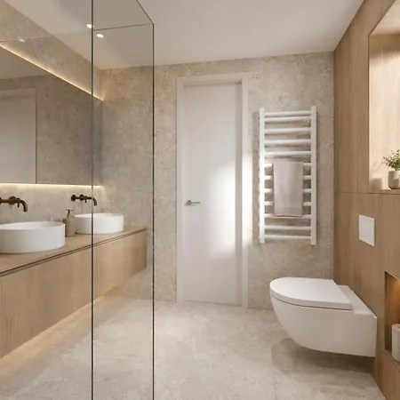 Panoramic Seaview Apartment, Renovated With New Aircons 아파트 오파티아