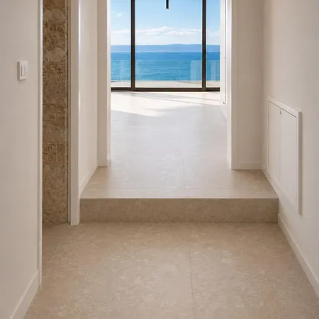 Panoramic Seaview Apartment, Completely Renovated Apartman *