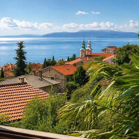 Apartman Panoramic Seaview Apartment, Completely Renovated Opatija